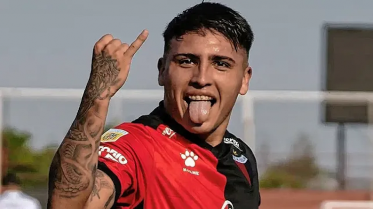 Farías se quiere despedir de Colón jugando