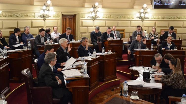 La mayoría de los senadores que buscan su reelección fueron los más votados en sus departamentos
