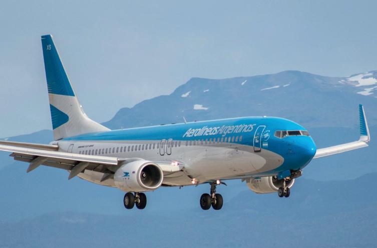 Aerolíneas que operan en la Argentina se suman al programa de aumento de tarifas con tope del 4% mensual