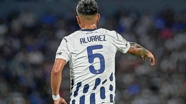 Colón arregló la incorporación de Favio Álvarez