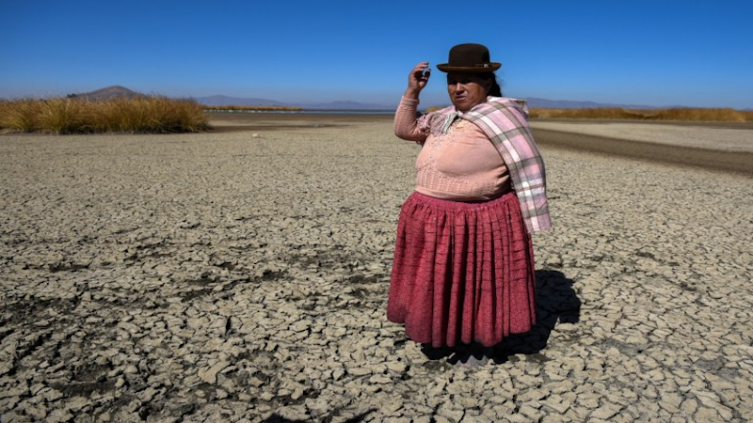 El lago Titicaca cerca de su mínimo histórico