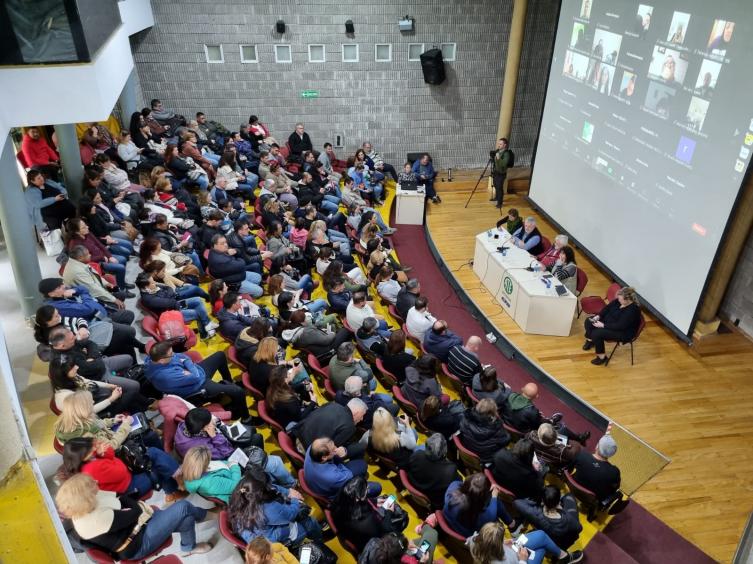 ATE y Upcn aceptaron la oferta salarial que elevó el gobierno santafesino
