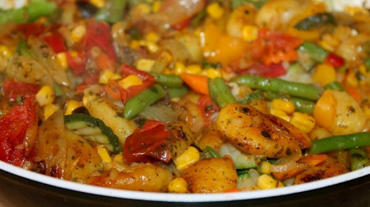 Cazuela de verduras a la española