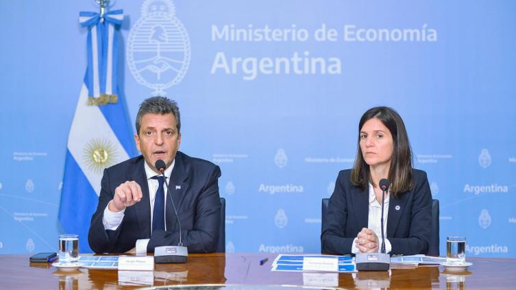 Jubilaciones, pensiones y asignaciones aumentan 23,29% por movilidad