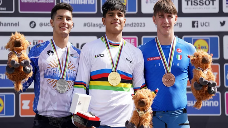 Hazaña del ciclismo argentino en la final Junior del Mundial de BMX