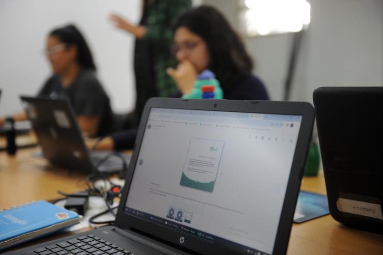 La Municipalidad ofrece 350 becas para adquirir habilidades digitales