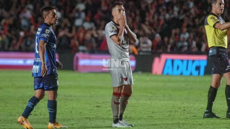 Inhibieron a Colón por el préstamo de Arrúa