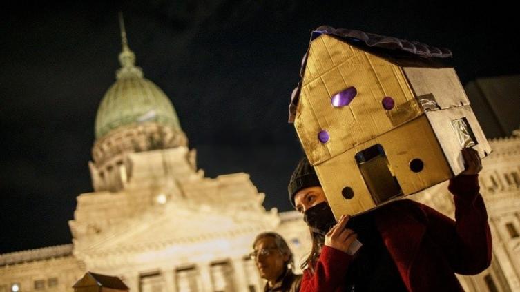 Inquilinos de Rosario se suman a la marcha al Congreso por la ley de alquileres