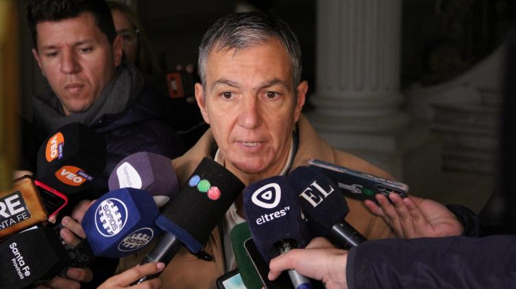 Pusineri se mostró a favor de una suma fija para empleados del sector privado: 
