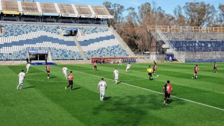 Colón empató ante Gimnasia en Reserva