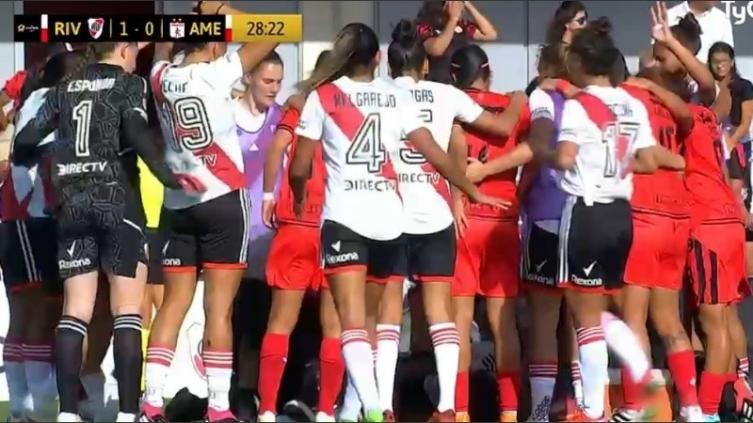 Conmoción en el fútbol femenino de River: una jugadora convulsionó en pleno partido