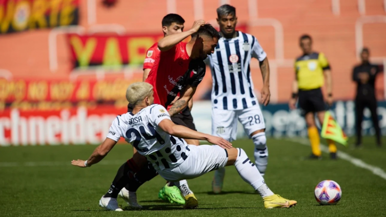 Copa Argentina: Talleres eliminó a Colón, por penales, y clasificó a cuartos