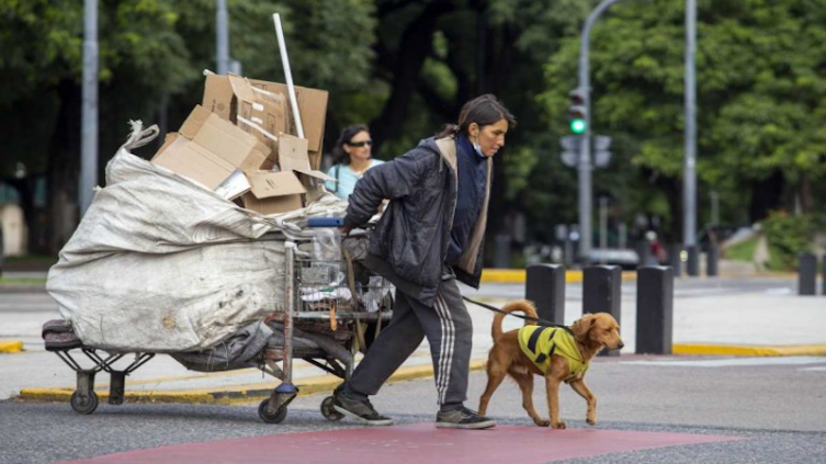 Cuatro de cada diez argentinos es pobre, el nivel más alto desde 2006