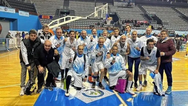 Mundial de Maxibásquet: Yeti Gutiérrez +50 fue subcampeón