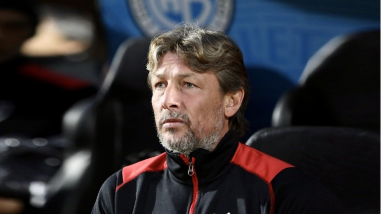 Heinze se enteró en conferencia que Sforza marcó el gol