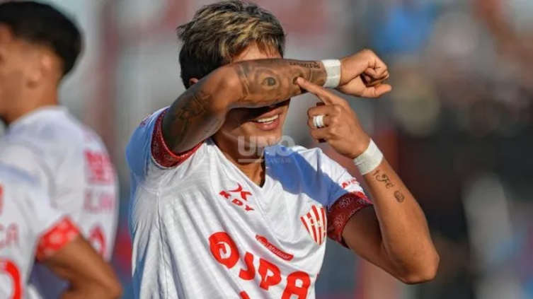 Castrillón cumpliría su contrato en Unión