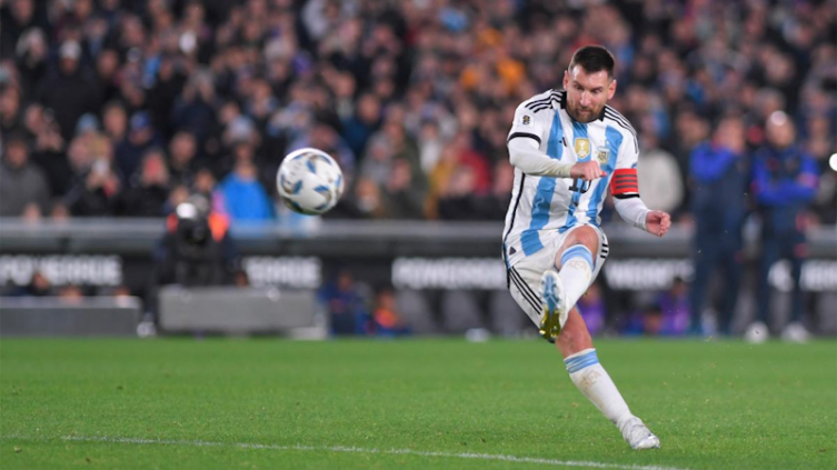 Messi encabeza el equipo ideal de la Conmebol