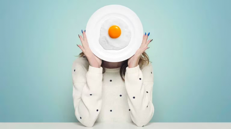Los seis alimentos que deberíamos cenar para no subir de peso