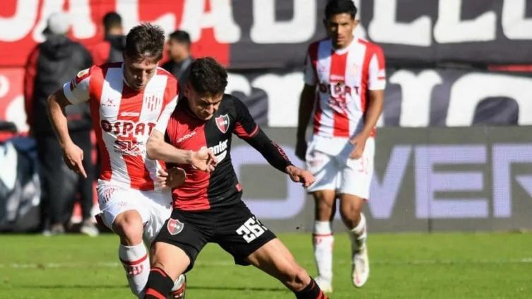 Unión quiere robarle la cima a Newell's en Rosario