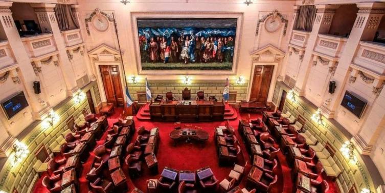 Final de escrutinio: Giustiniani incluido en la lista de 22 diputados por la minoría