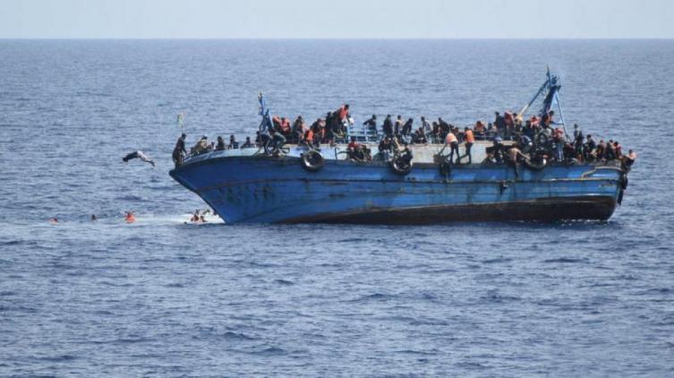 Tras el pedido de Francisco a Europa, Francia e Italia buscarán soluciones comunes a la inmigración