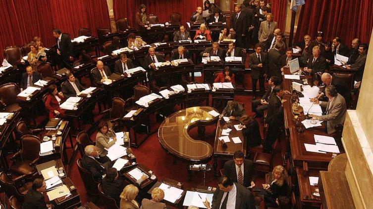 El oficialismo busca convertir en ley la derogación de la cuarta categoría de Ganancias
