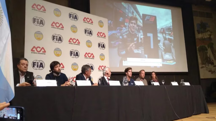 Colapinto podría debutar en la Fórmula 2 antes de fin de año