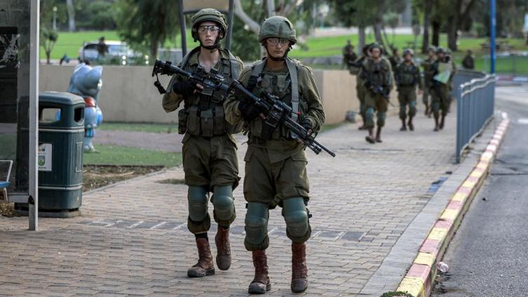 Israel asegura haber retomado el control en el sur y estima más de 1.100 muertos