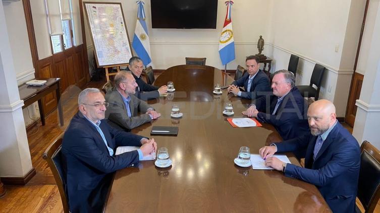 Transición en Santa Fe: este jueves se hará la segunda reunión de la mesa política