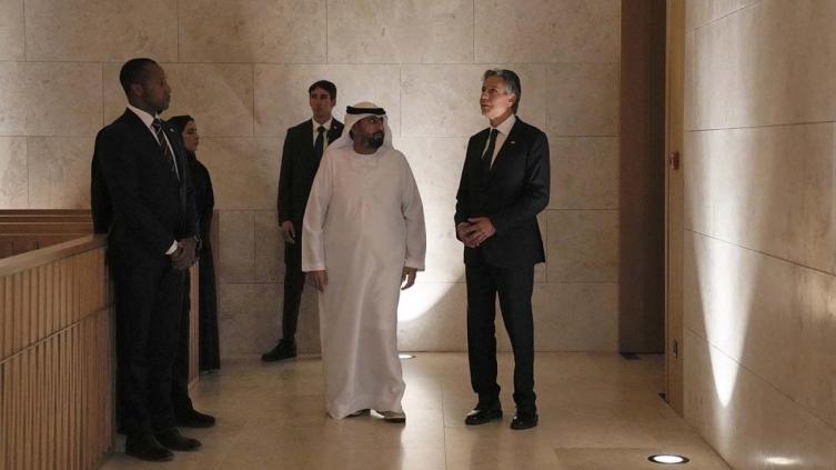 Blinken se reunió con el príncipe heredero saudita por el conflicto entre Israel y Hamas