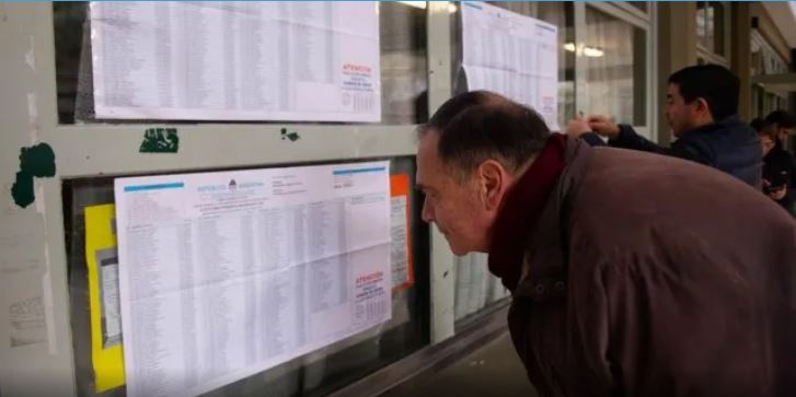 La jornada comenzó con importantes lluvias en Santa Fe, cómo es el plan alternativo de cuarto oscuro