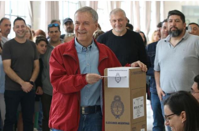Juan Schiaretti, tras votar: 