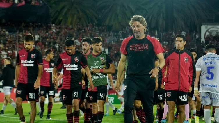 Newell ´s perdió merecidamente ante Godoy Cruz