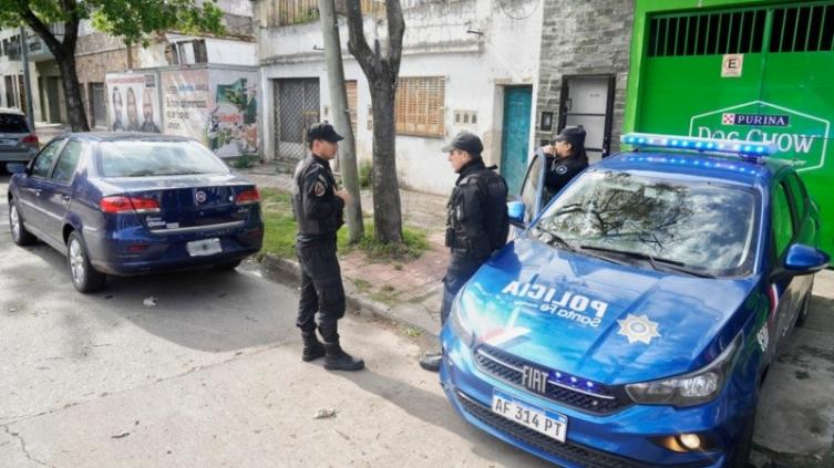 Mató a un ladrón que entró a robar a su casa de Sorrento y Rondeau