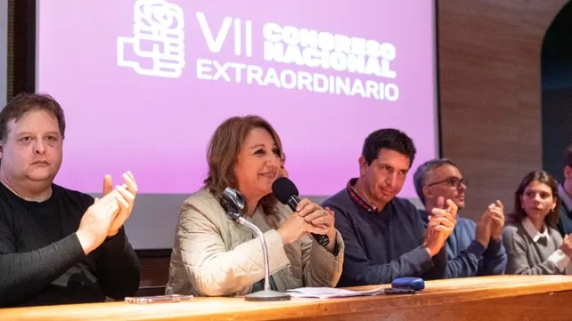 El socialismo votará en el balotaje a Sergio Massa