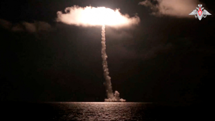 Rusia probó con éxito el Bulava: un misil balístico