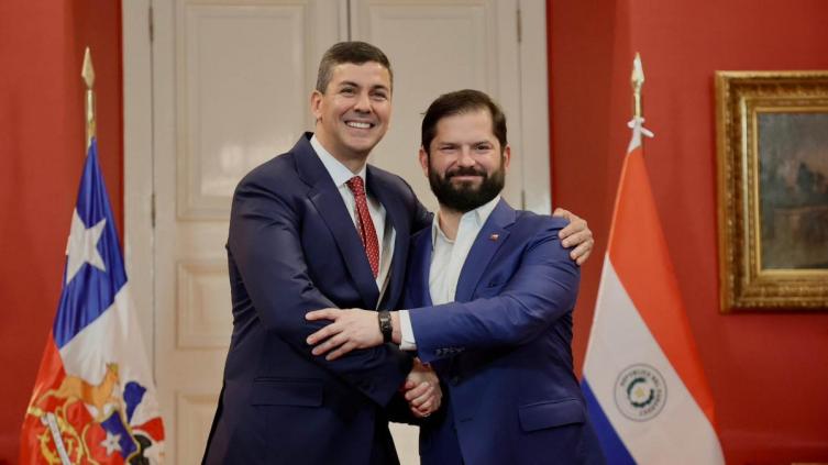 Boric recibió a Peña y acordaron 