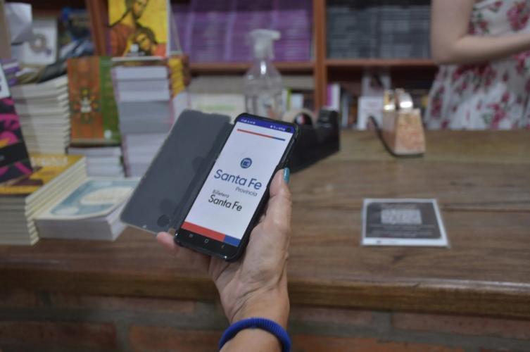 El nuevo gobierno pidió los datos de Billetera Santa Fe para segmentar los usuarios
