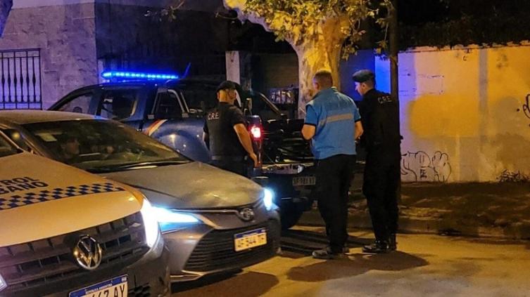 Brutal ataque en Venado Tuerto: una patota le pegó con un fierro en la cabeza a un chico y está grave