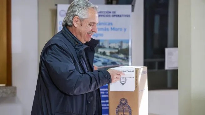 Votó Alberto Fernández: 