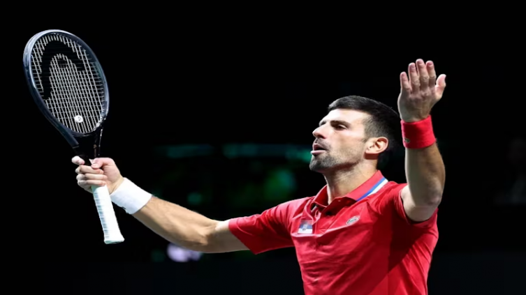Copa Davis: Sinner venció a Djokovic y llevó a Italia a la final