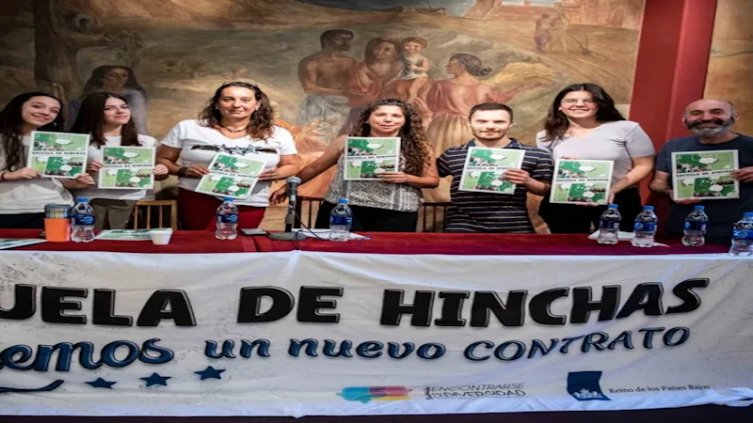 “Por un fútbol sin violencia”: hinchas de clubes deportivos firmaron un nuevo contrato 