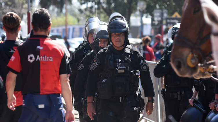 Desempate entre Colón y Gimnasia en Rosario: entradas y controles