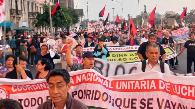 Masiva movilización en Perú con la consigna 