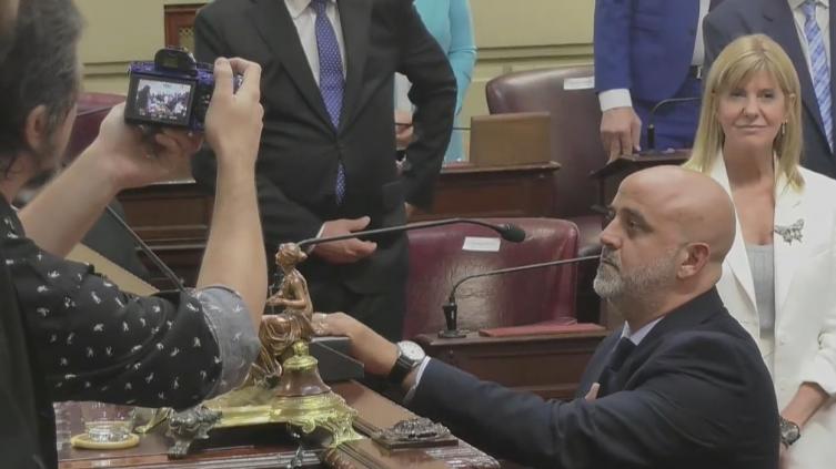 Diputados avaló a Palo Oliver y Giustiniani quedó afuera