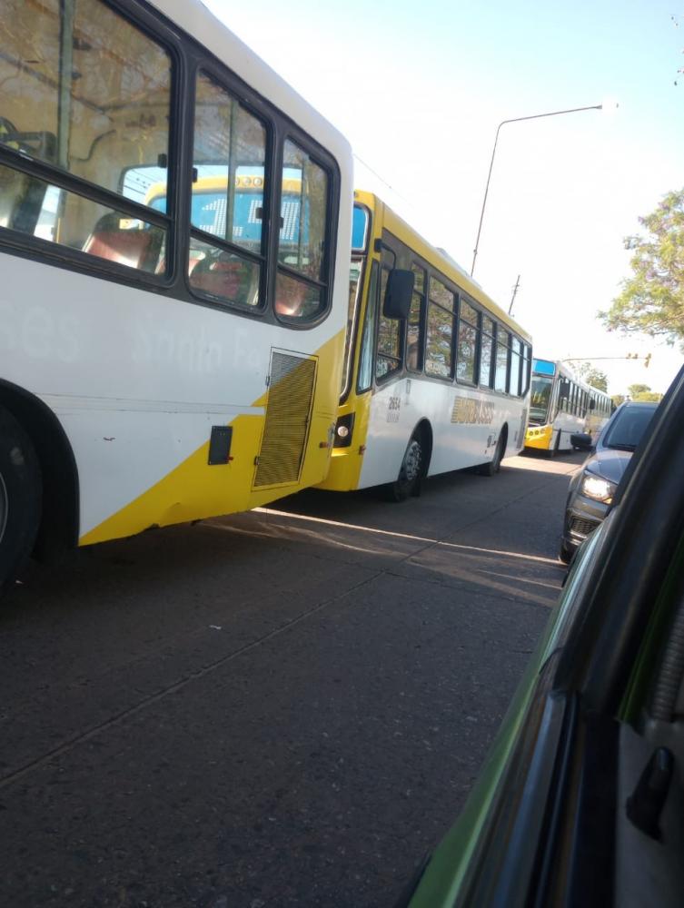 Paro de colectivos en Santa Fe: 9 líneas siguen sin funcionar y Autobuses pidió intervención de la Justicia