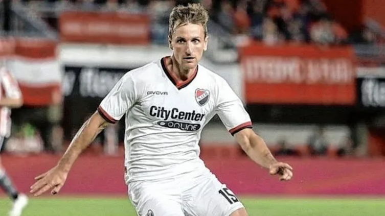 Unión compite con Gimnasia por Bruno Pittón