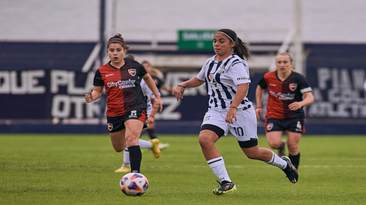 Talleres y Newell ´s se juegan el ascenso a Primera del fútbol femenino
