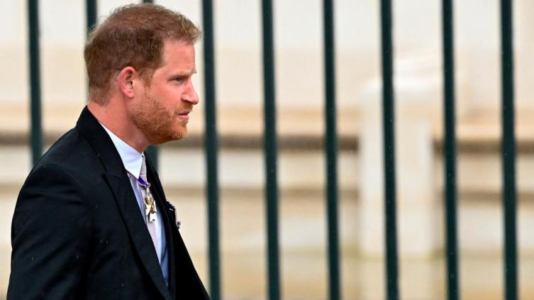Condenaron al Daily Mirror por el hackeo del teléfono celular del príncipe Harry