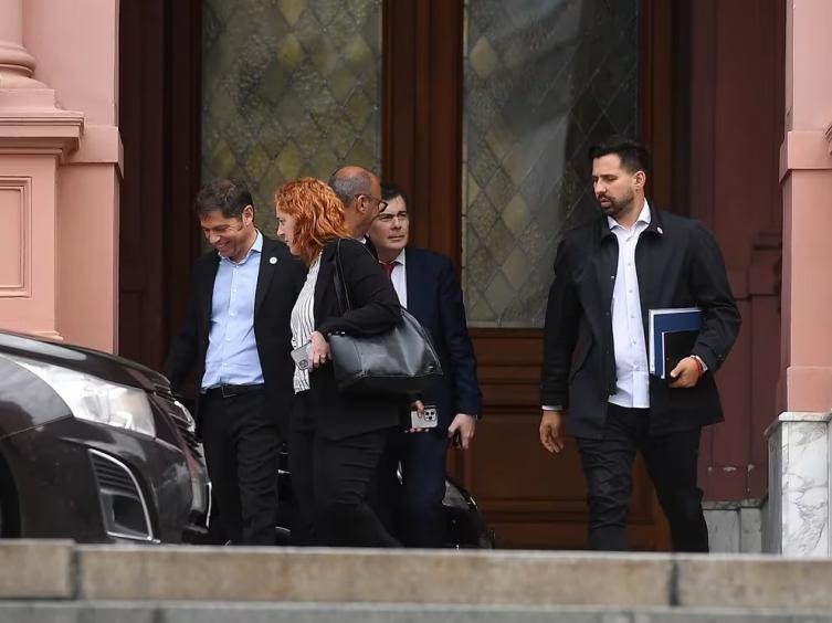 Ocho gobernadores, contra la reversión del Impuesto a las Ganancias